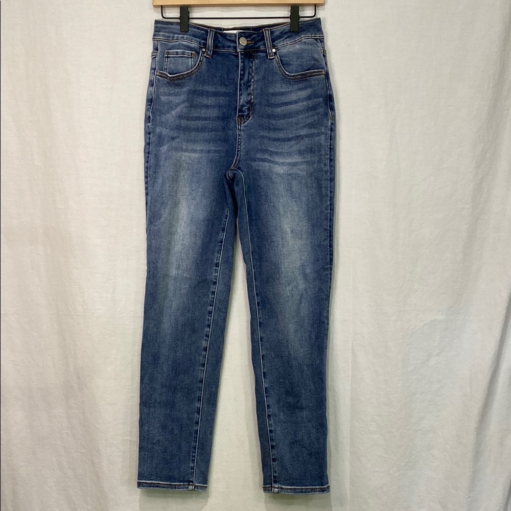 Risen Women's Jeans - Style #RDW221 - Size 7 / 28